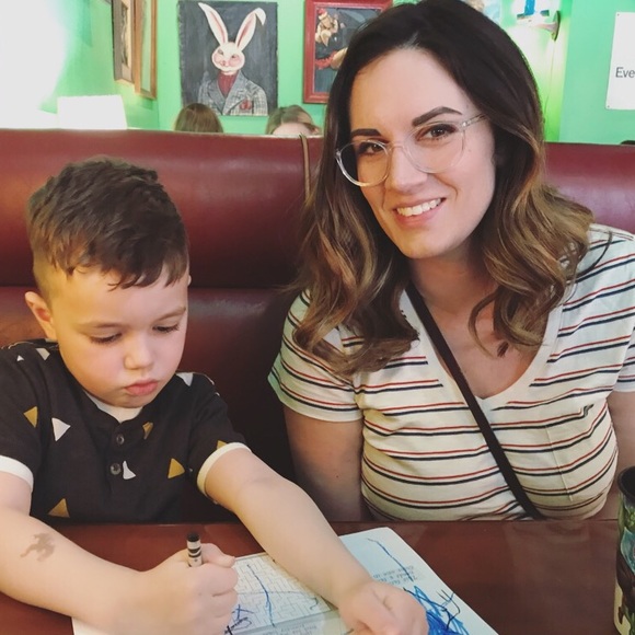 Meet your Posher, Heather - Picture 3 of 4